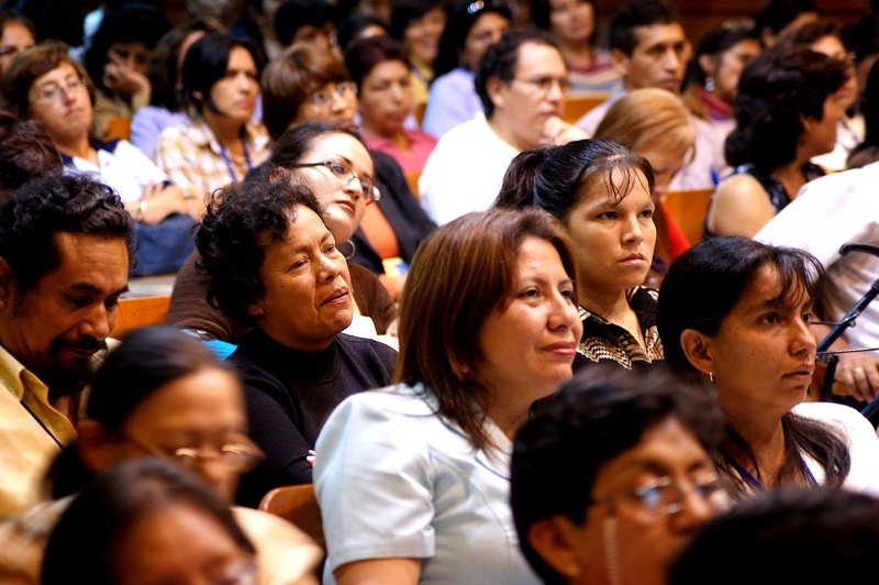 Todos los docentes participantes de la "Semana Educared" recibieron un certificado de asistencia validado por la Dirección de Educación, así como un disco con todas las ponencias y el Diseño Curricular Nacional en formato digital, información que estará disponible para toda la comunidad educativa a través del portal Educared