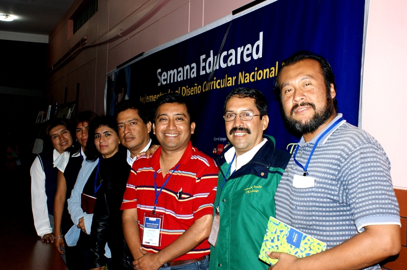 Todos los docentes participantes de la "Semana Educared" recibieron un certificado de asistencia validado por la Dirección de Educación, así como un disco con todas las ponencias y el Diseño Curricular Nacional en formato digital, información que estará disponible para toda la comunidad educativa a través del portal Educared