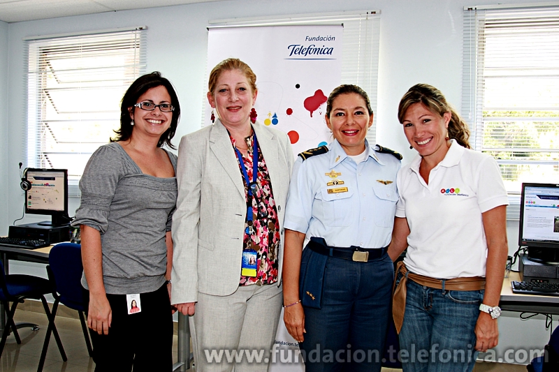 En el acto de inauguración, estuvieron presentes: la Directora Ejecutiva de Fundacardín, Coronela Mary Santiago de Pérez; Giovanna Bruni, Gerente General de Fundación Telefónica y Liana Sosa, responsable del programa Aulas; por IBM: Milagros Carrero, Gerente de Responsabilidad Social; y Antonio Valbuena, presidente de Opportunitas Fundación para la infancia y la juventud