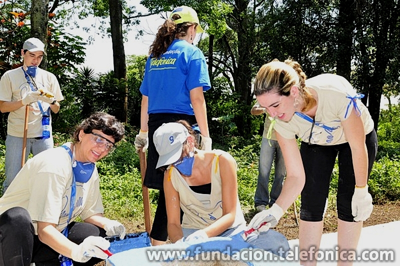 Este año, gracias a la acción de los voluntarios de las empresas del Grupo Telefónica en Brasil, la ONG ha podido triplicar su estructura de atención a los niños pobres de la región y a sus familiares.