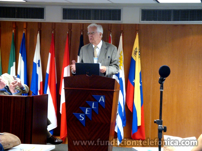El Doctor Francisco Kerdel Vegas, individuo de número de la Academia de Medicina