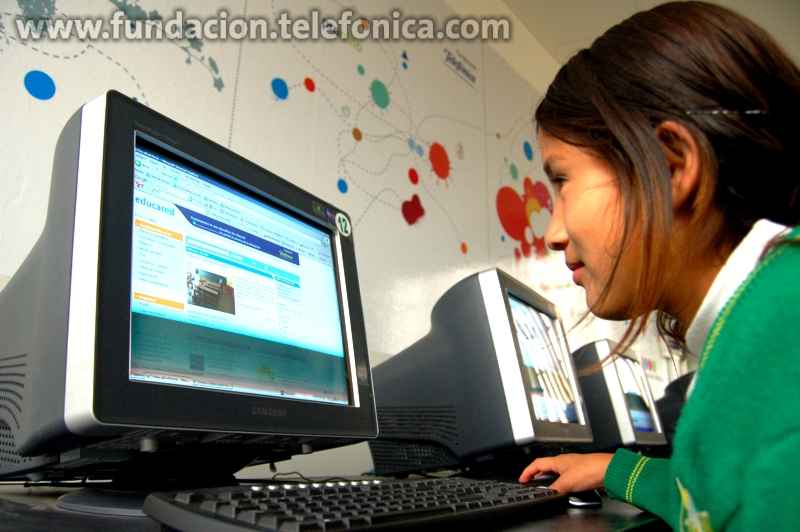 El proyecto Red de Transferencia EducaRed-Proniño busca que la experiencia adquirida con los Centros Modelo en España se aproveche en las Aulas Fundación Telefónica creadas en las escuelas en las que está presente Proniño en Latinoamérica