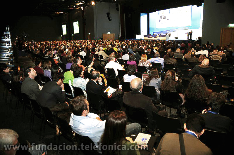 Entre los encuentros y mesas redondas que se van a llevar a cabo destaca un debate entre el creador de Tuenti y el Director Mundial de Marketing de Google, que será moderado por el periodista Manuel Campo Vidal