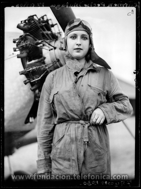 Carmen Peche, 1930. © Marín. VEGAP 2010.
