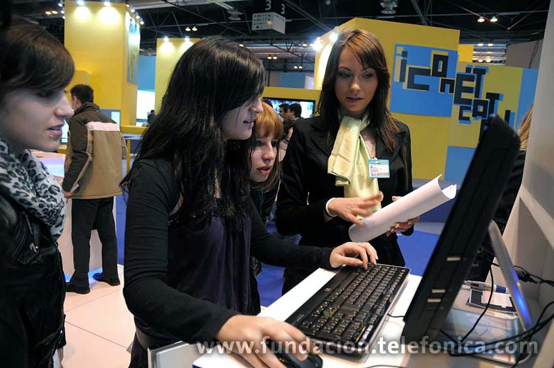 Fundación Telefónica participará con un stand diseñado para que los visitantes conozcan los recursos y servicios que ofrece el nuevo portal internacional de EducaRed.