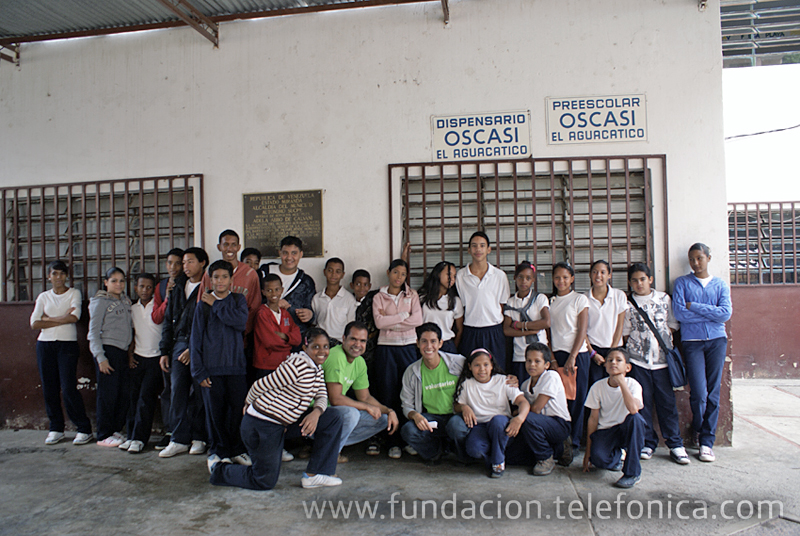 Los Voluntarios Telefónica de Venezuela que acompañaron a los jóvenes fueron: César Suárez, Anthony Choque, Ana Cerchione, Roberto Hernández, Juan Vizcaíno y Carlos Sanguino.