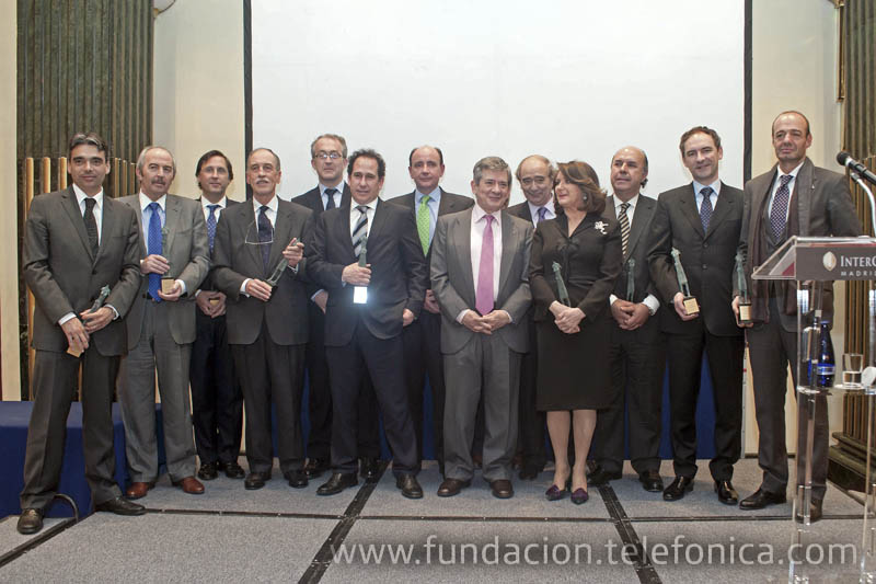 Alejandro Diaz Garreta junto al resto de premiados en la novena edición de los Premios Ciudadanos.