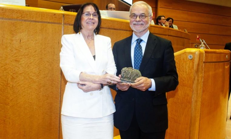 Fundación Telefónica gana el Premio a la Mejor Iniciativa para la Difusión de Internet 2011 por el proyecto Retadis