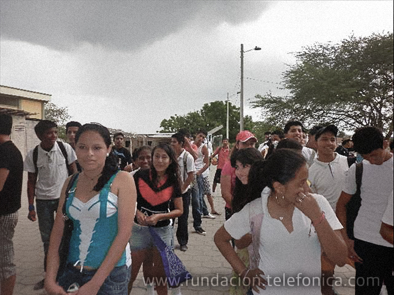 Ecuador abre la convocatoria de becas para los jóvenes.