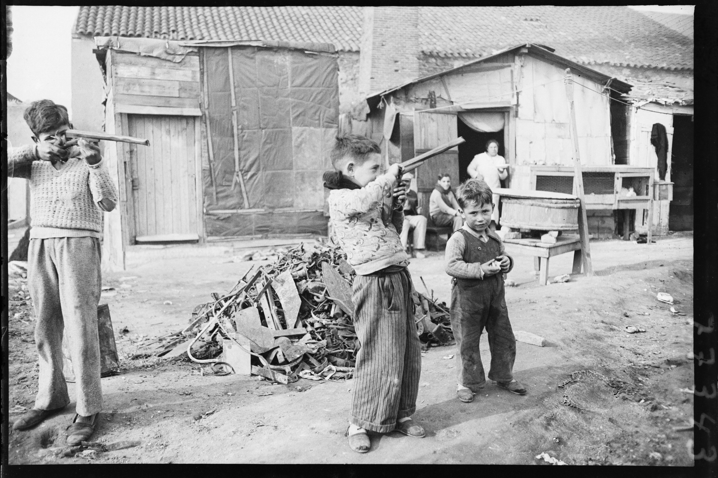 Barracas del barrio de Somorrostro Barcelona, c.1930 © Fondo BRANGULÍ, ANC