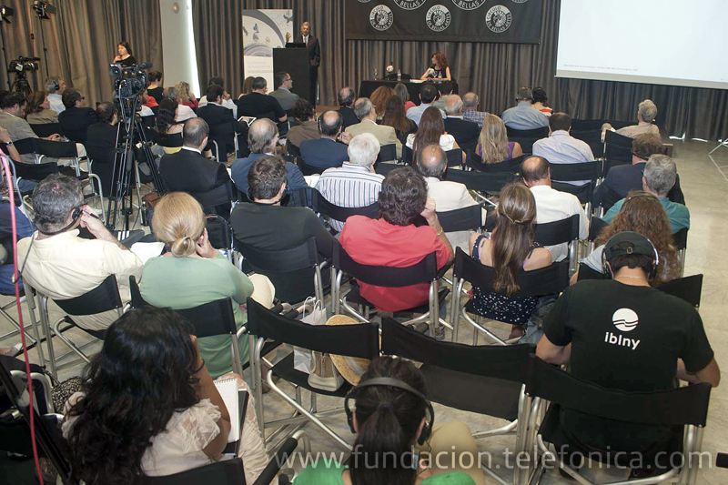 La conferencia se celebró en Círculo de Bellas Artes (Madrid).