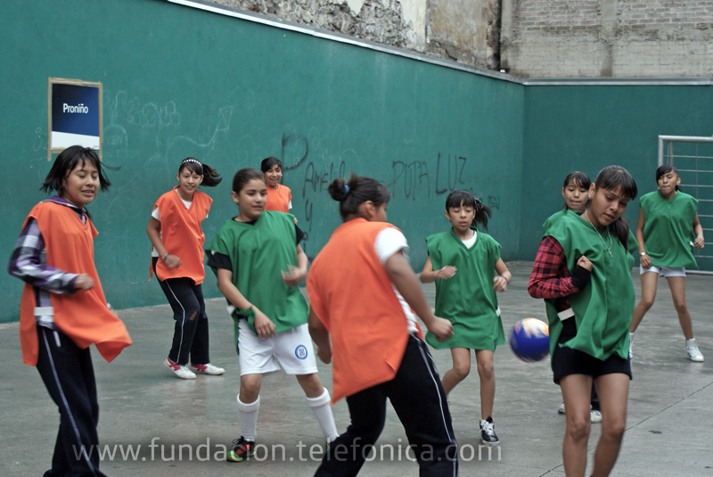 Niños y niñas de 9 a 12 años de 6 escuelas primarias públicas del Centro Histórico de la Ciudad de México participaron en la competición.