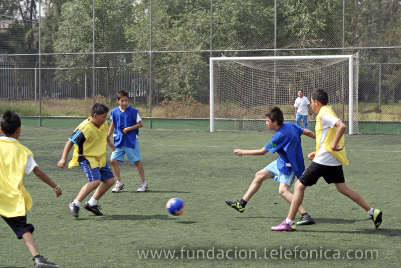 Los equipos de los colegios República de Argentina y Joaquín García Icazbalceta jugaron la final del torneo masculino.
