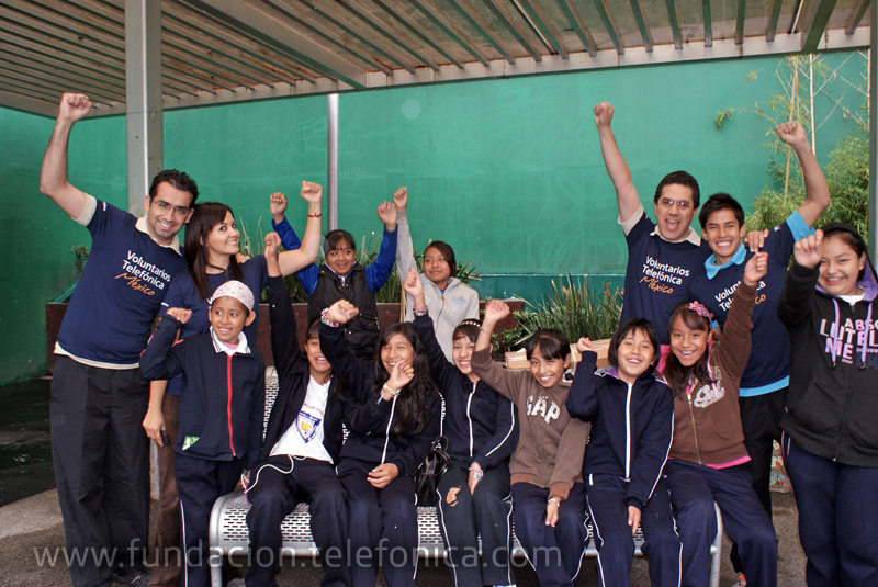 Los Voluntarios Telefónica desempeñaron diferentes funciones en el torneo, ejerciendo de entrenadores y también de árbitros.