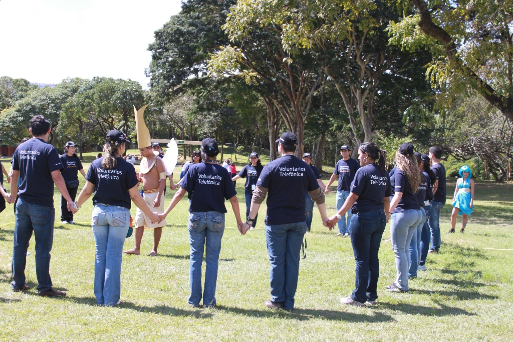 La actividad sirvió para ahondar sobre la cultura venezolana y para concientizar a un grupo de jóvenes y de Voluntarios Telefónica sobre el calentamiento global.