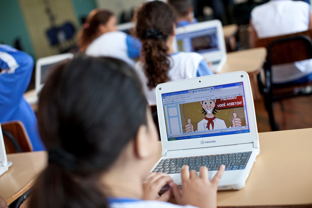 En la III Edición de Escuelas amigas participan 12 países americanos además de España con casi 150 colegios involucrados. En total, son más de 400 docentes, cerca de 180 voluntarios y más de 5.500 escolares de quinto y sexto de primaria.