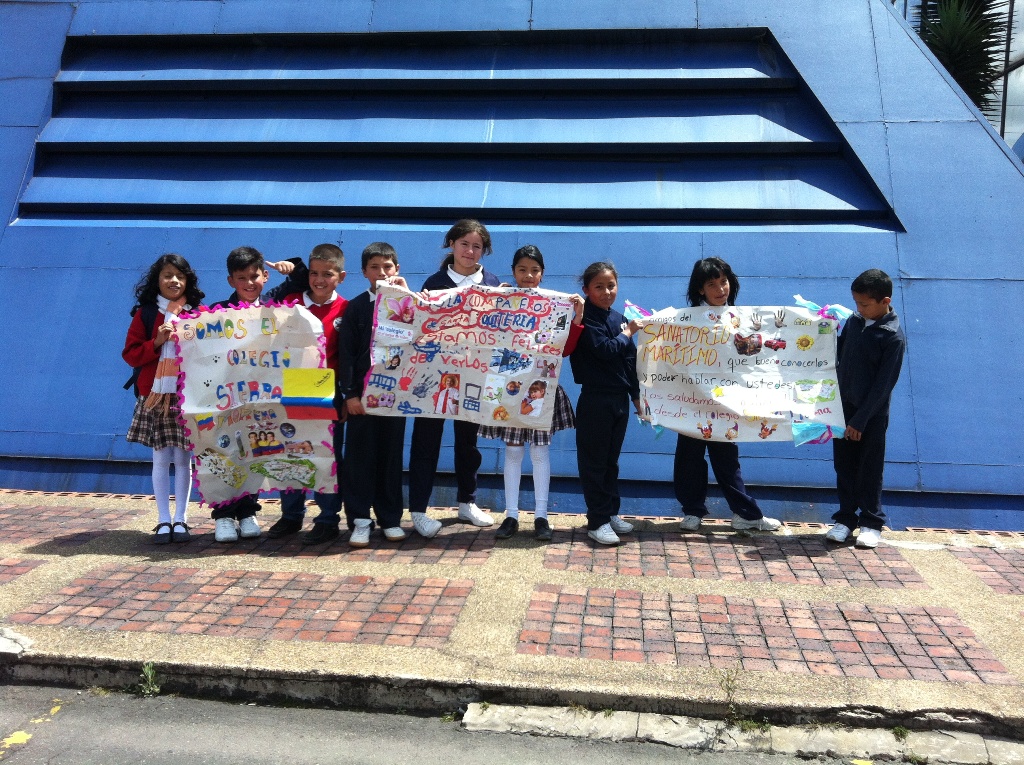 Los niños y niñas latinoamericanos que participan en el proyecto pertenecen a centros educativos en los que está presente Proniño.