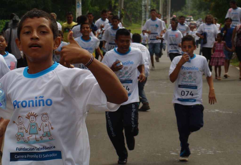 Jiquilisco también corrió en contra el trabajo infantil junto a Fundación Telefónica.
