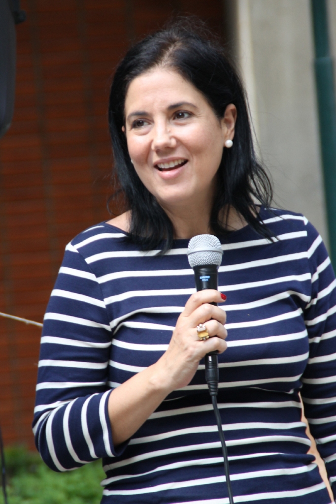 Valentina Ríos, gerente general de Fundación Telefónica en Venezuela, fue la encargada de dar la bienvenida a los 70 adolescentes que acudieron al encuentro.