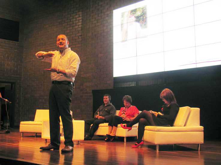En Medellín el evento presencial contó con la asistencia de 610 profesionales que, entre otros ponentes, conocieron las ideas del británico Richard Gerver.