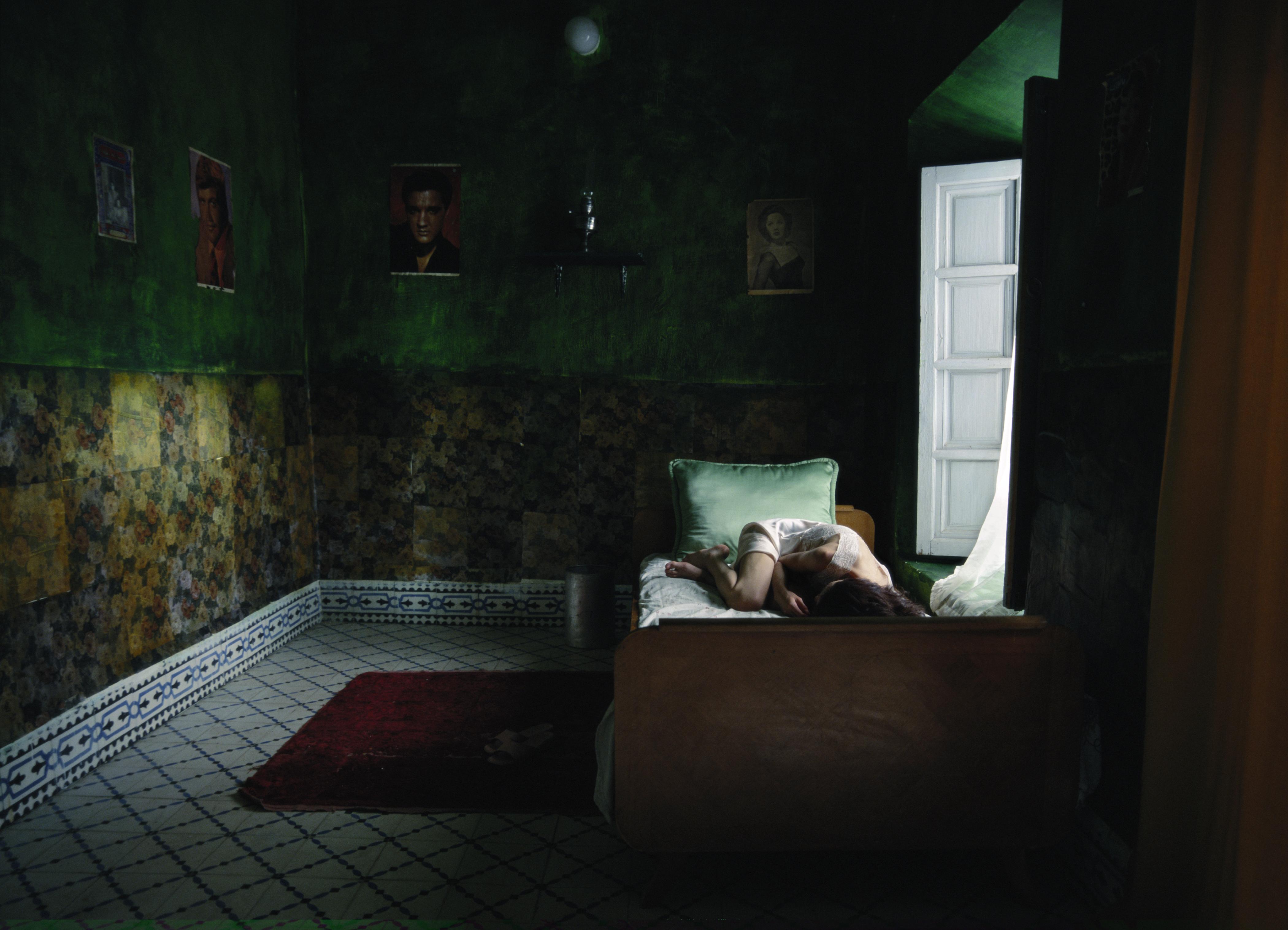 Shrin Neshat, Zarin, 2005 (fotograma), producido por Gladstone Gallery y Galerie Jérôme de Noirmont © Shirin Neshat