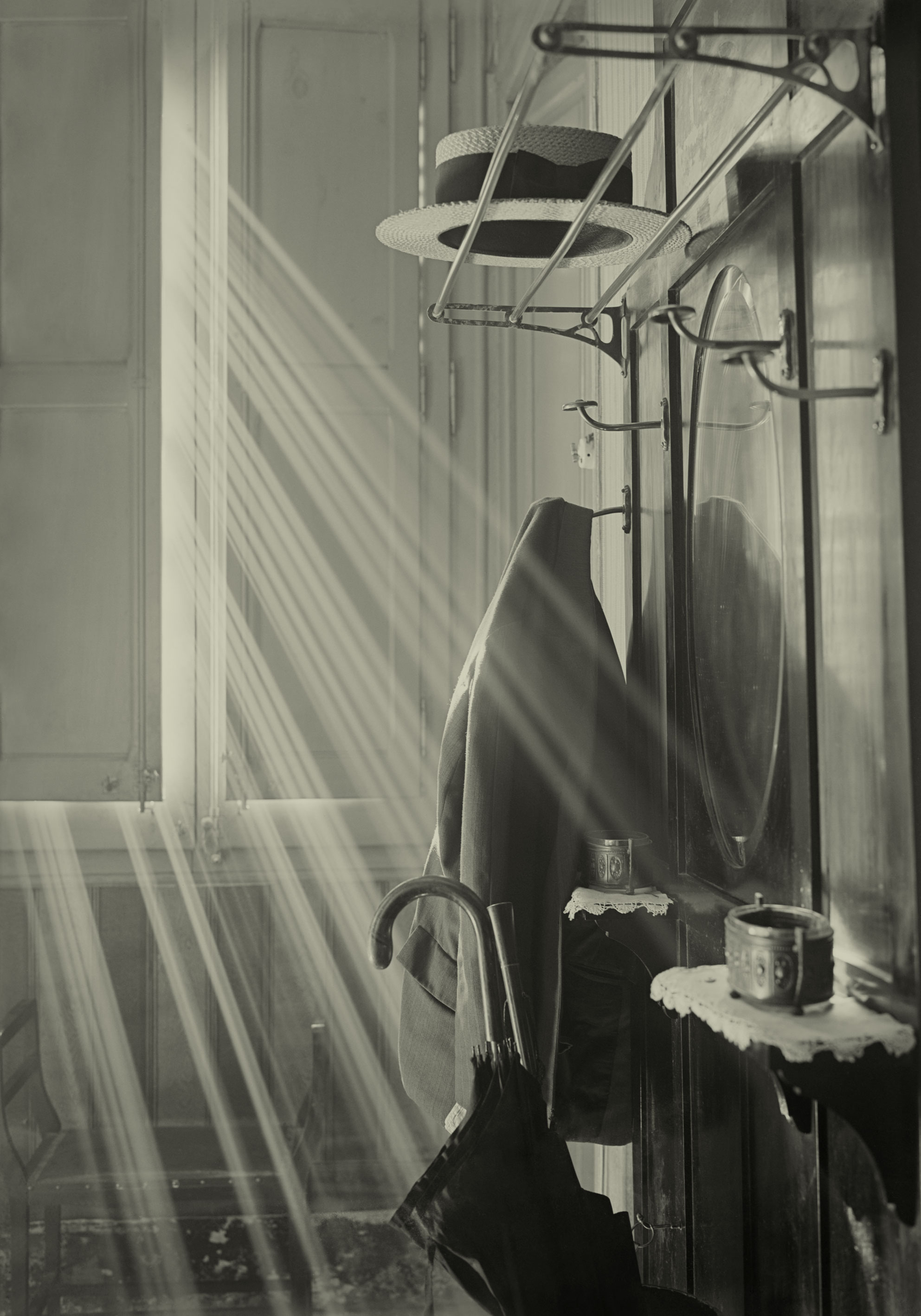 Arissa. Perchero y sombrero. 1930-1936