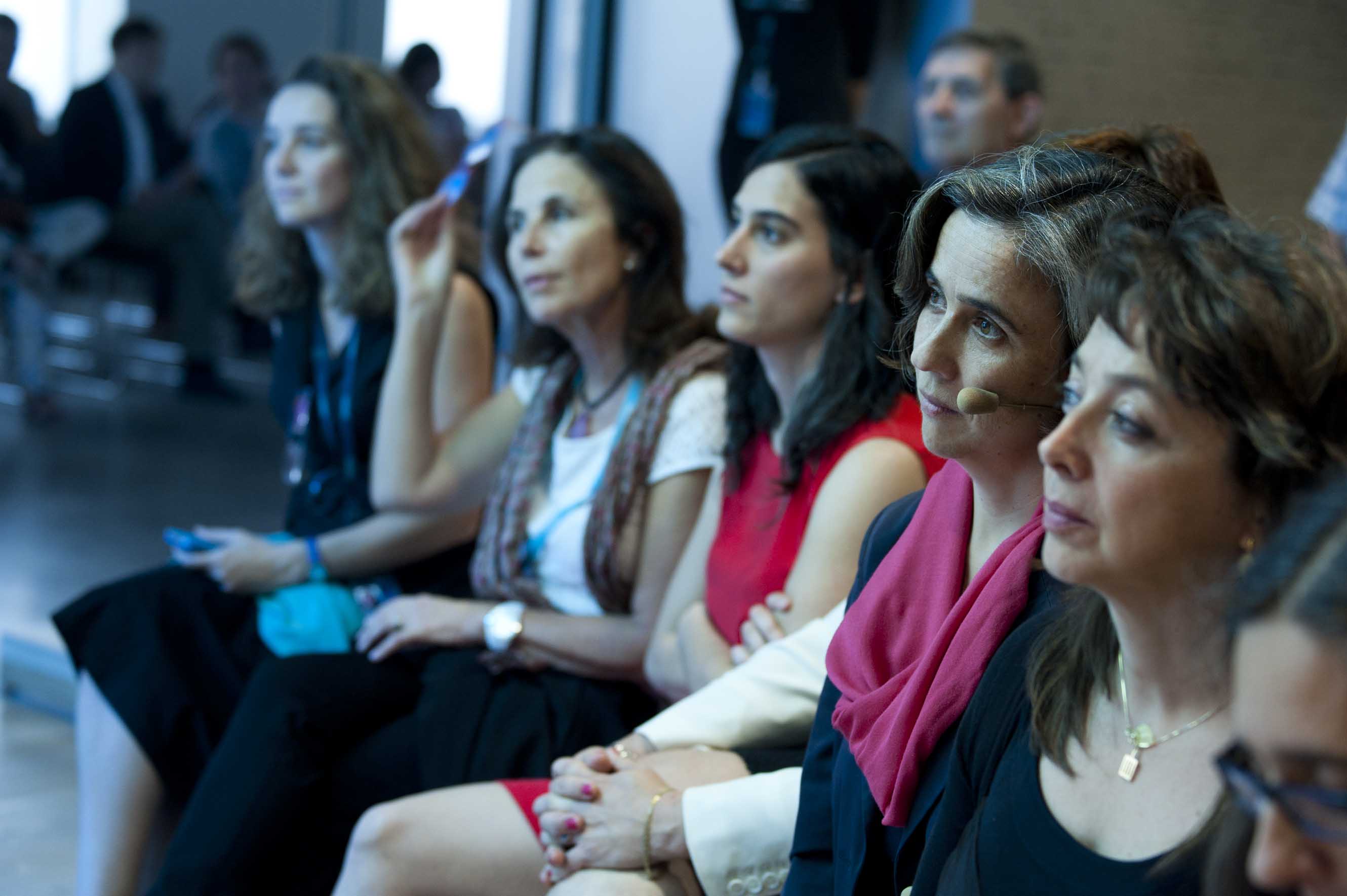 El público siguió con gran interés las explicaciones de los promotores de los proyectos seleccionados