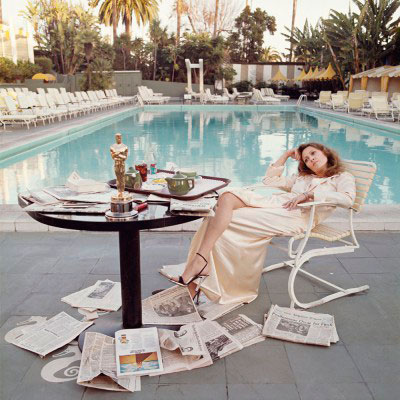 Faye Dunaway el día siguiente a recibir el Oscar Beverly Hills 1977/ ©Terry O’Neill