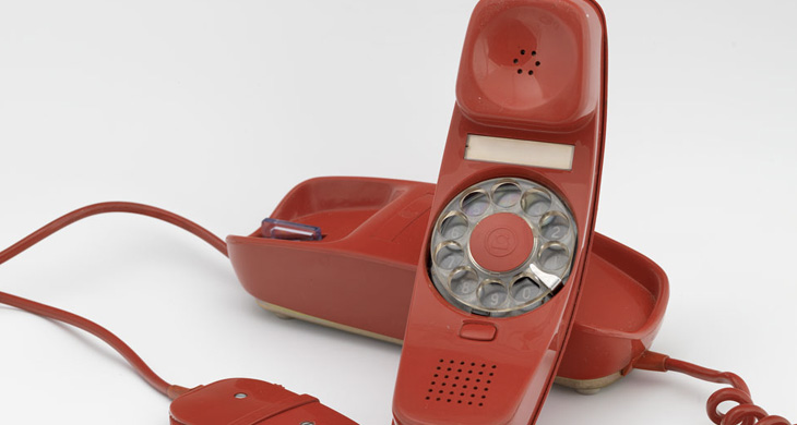 Teléfono automático Modelo Góndola, años 70.