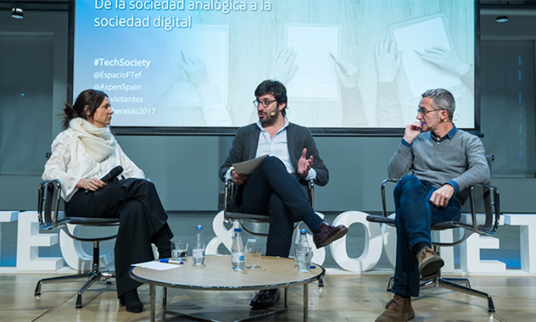 Belén Barreiro: De la sociedad analógica a la sociedad digital
