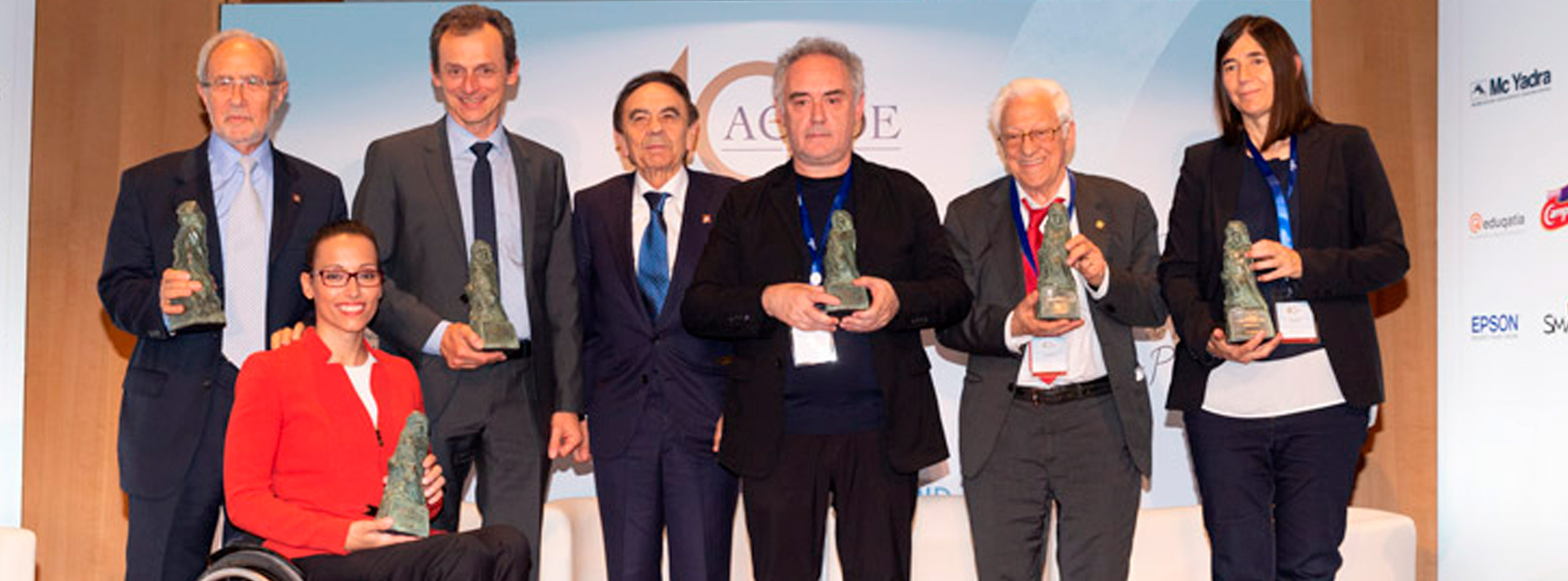 Teresa Perales y Ferran Adrià, reconocidos con los Premios 'Educación y Libertad' de ACADE