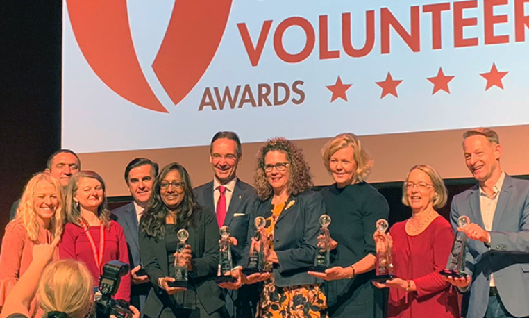 Voluntarios Telefónica recibe el premio IAVE 
