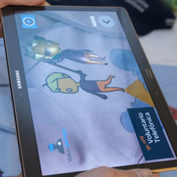 Suma fuerzas en el uso seguro de Internet: ayuda digital a pequeños y mayores
