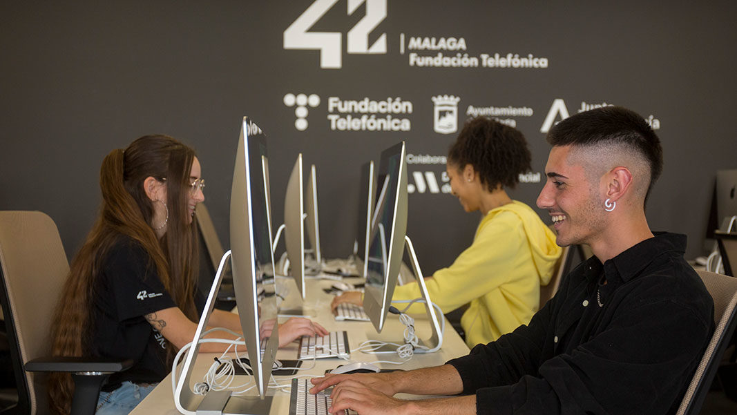 42 Málaga aborda la ciberseguridad en la empresa. ¡Inscríbete!
