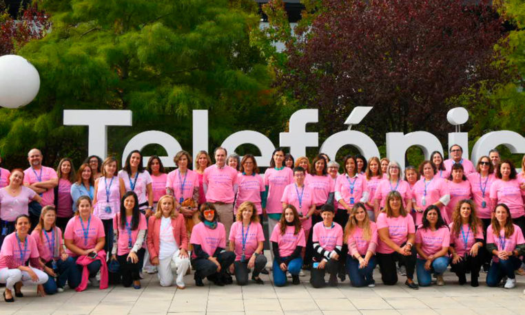 Día Mundial contra el Cáncer de Mama. El rosa es más que un color y la tecnología, su aliada