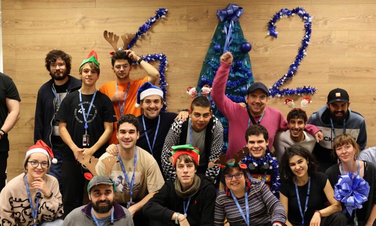 El código tampoco se olvida de programar en Navidad