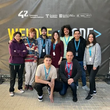 Fundación Telefónica y la Diputación de Barcelona ofrecen 20 plazas de alojamiento para aspirantes a estudiantes de 42 Barcelona