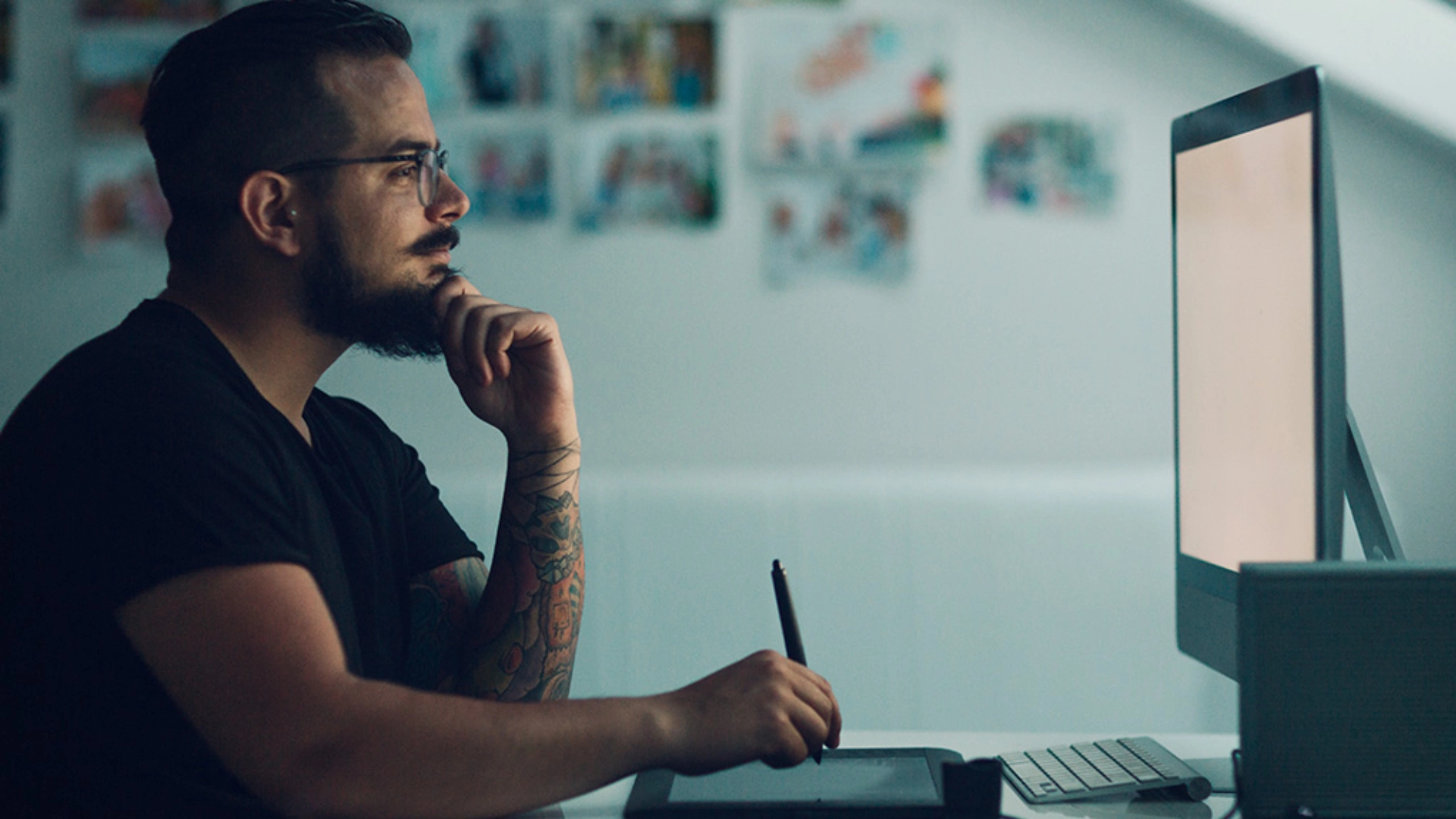 Diseño-gráfico_-UX_-UI-y-Marketing-Digital_-perfiles_-habilidades-y-salarios Diseño-gráfico_-UX_-UI-y-Marketing-Digital_-perfiles_-habilidades-y-salarios