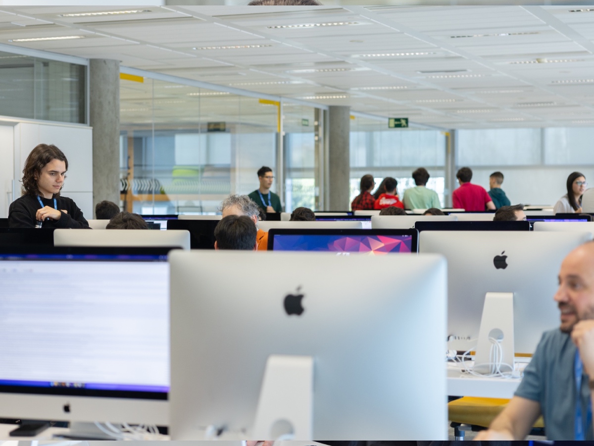 nuevos estudiantes 42 Urduliz Bizkaia y 42 Madrid