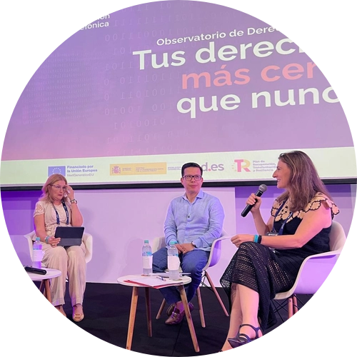 Luisa Alli en Andicom