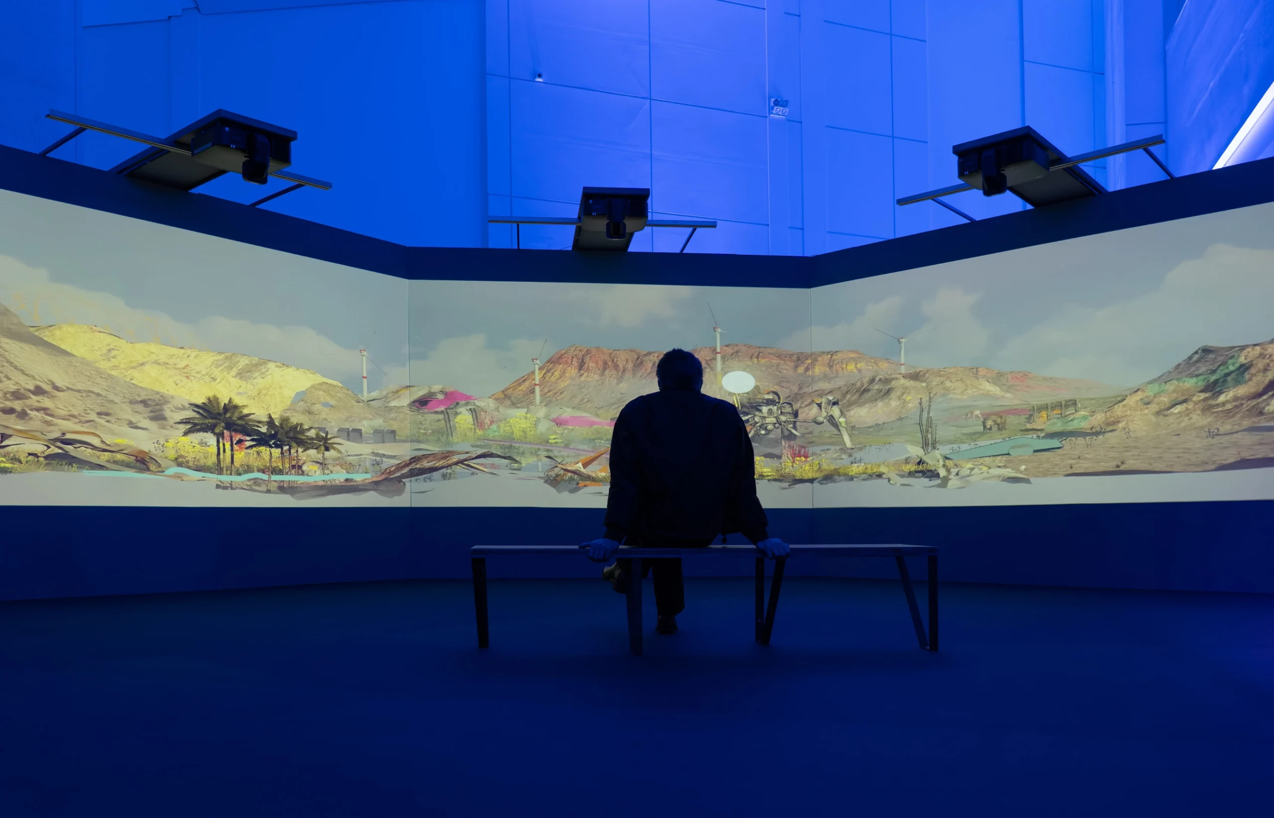 Imagen de sala de la itinerancia 'Mundo expandido. Entre lo físico y lo virtual'