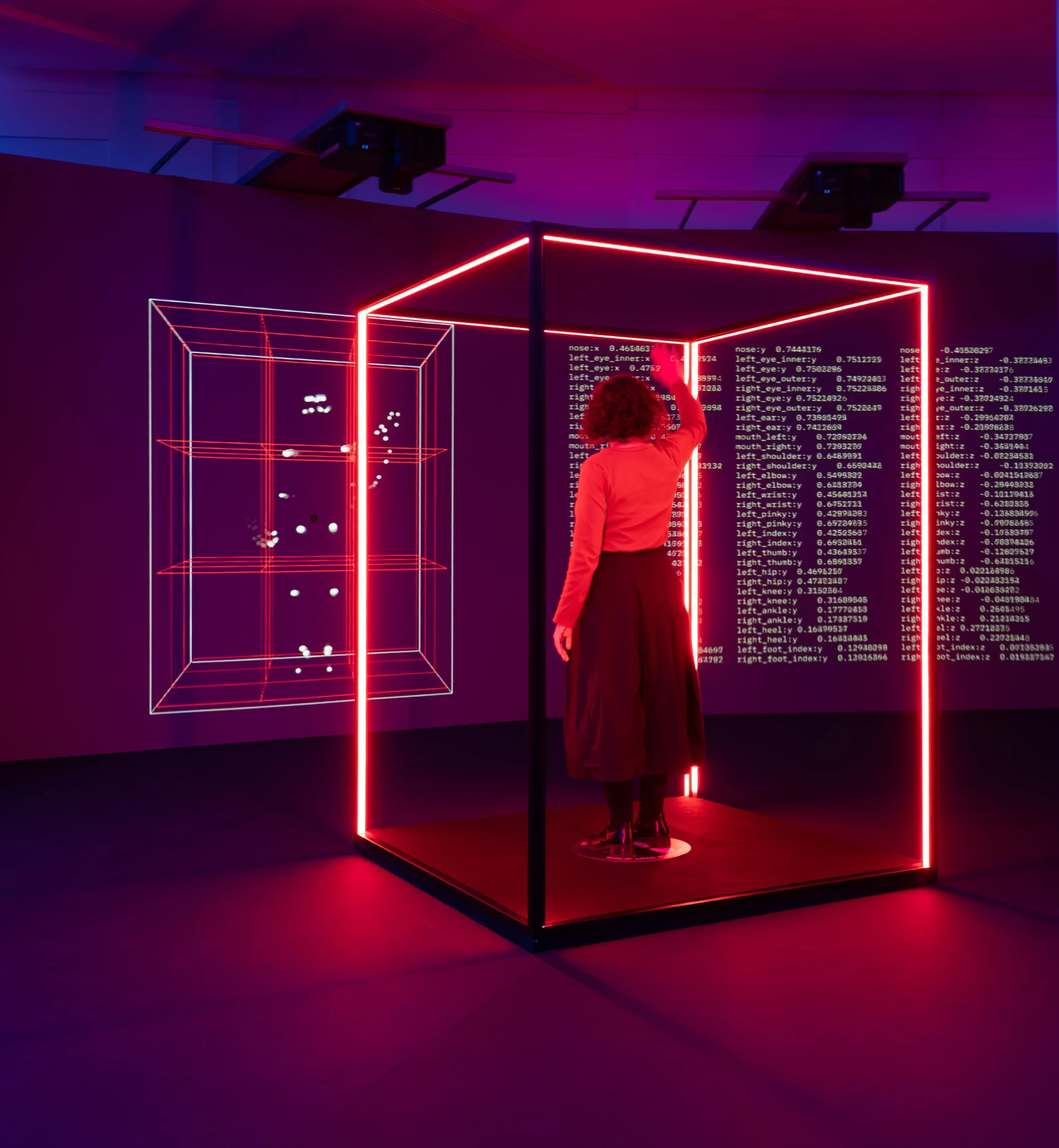 Imagen de sala de la itinerancia 'Mundo expandido. Entre lo físico y lo virtual'