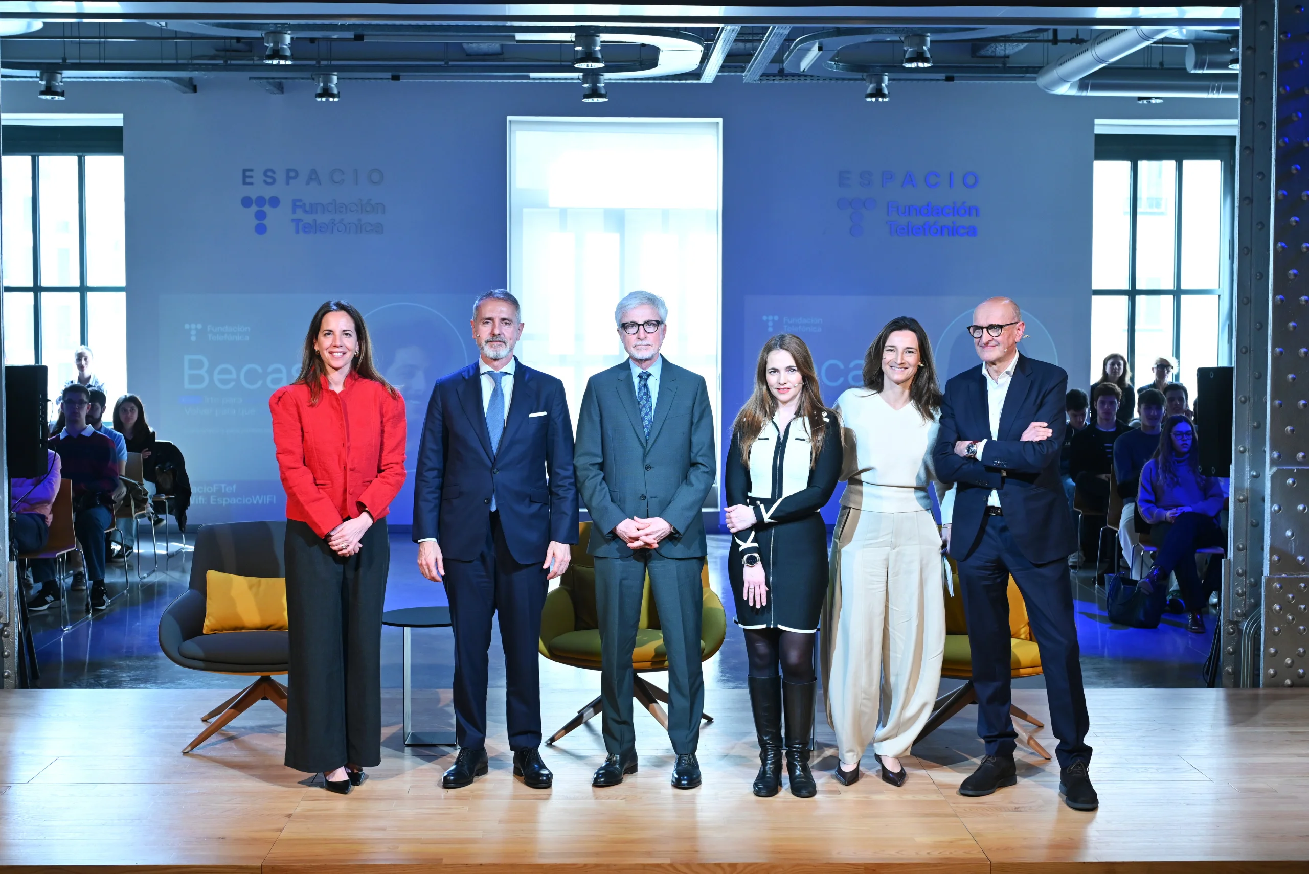 Presentación del programa de becas de Fundación Telefónica con Marc Murtra, Enrique Goñi, Luisa Alli, Isabel Salazar, Xavier Marcet y Alicia Asín