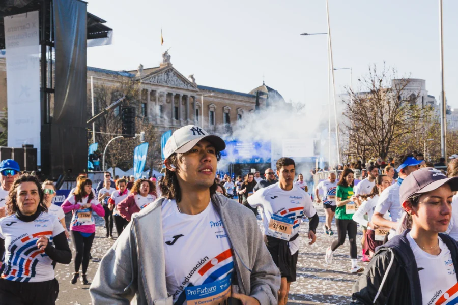 Participantes en la carrera Profuturo en Madrid, 22 de marzo de 2026