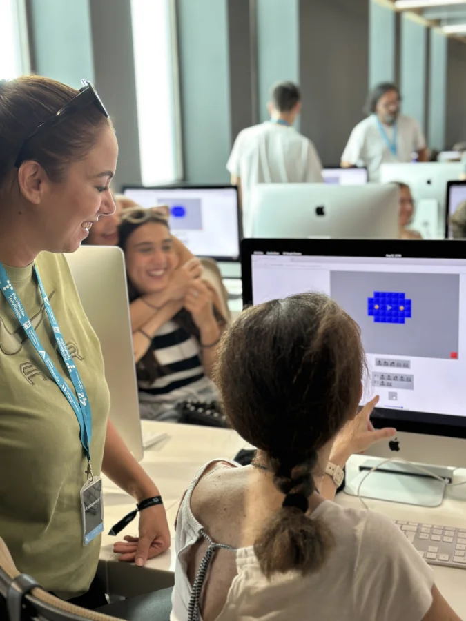 Estudiantes de 42 Málaga, frente a sus ordenadores