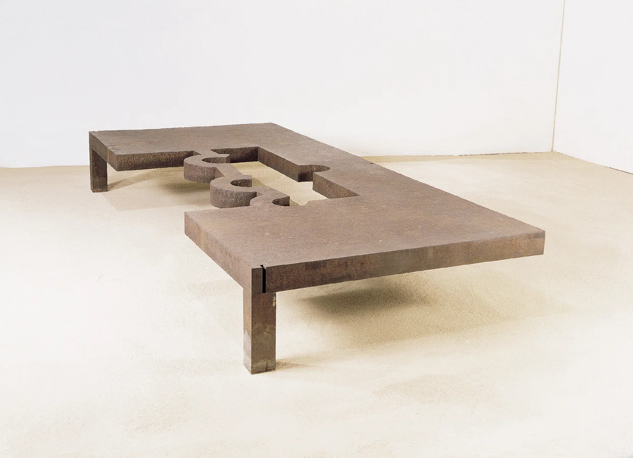 Omar Khayyam III, obra escultórica de Eduardo Chillida Omar Khayyam III, obra escultórica de Eduardo Chillida
